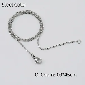 Detailed view of 0.3x45cm steel-colored stainless steel O-chain with lobster clasp