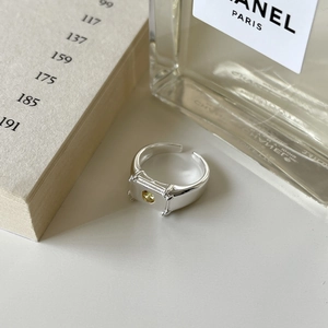 Minimalist S925 sterling silver open ring with rectangular top and yellow gemstone