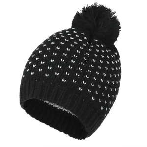 Schwarze Strickmütze mit weißem V-Muster und Kunstfell-Pompon für den Winter