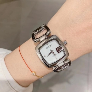 Elegant silver square watch for women with hollow chain bracelet and white quartz dial