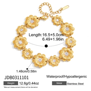 Details zum Gänseblümchen-Armband aus Edelstahl in Gold mit 16,5cm Kettenlänge