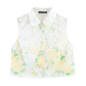 Completo estivo bianco con camicia senza maniche ricamata e gonna per vacanze