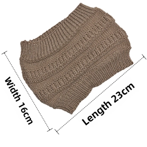 Detail view of coffee brown knit headband with 16cm width and 23cm length measurements
