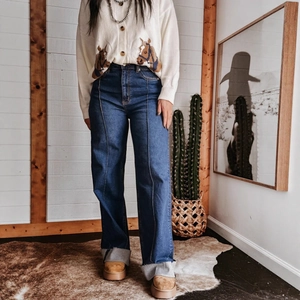 Retro jeans met hoge taille en wijde pijpen in donkerblauw denim met omslag en rechte snit