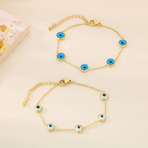 Bracelets Evil Eye en acier inoxydable doré avec pendentifs en émail bleu et perles
