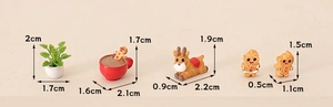 Detailed size specifications for miniature Christmas figurines including gingerbread men