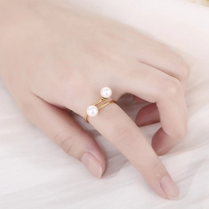 Elegant 18K gold-plated stainless steel open ring with a unique double pearl crossover design