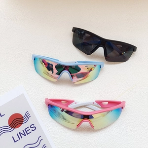 Kids sports sunglasses in black, blue and pink with colorful reflective lenses