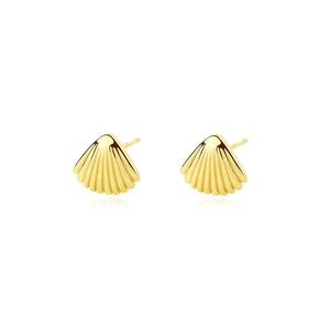 Elegant gold fan shell stud earrings in S925 sterling silver for a minimalist look