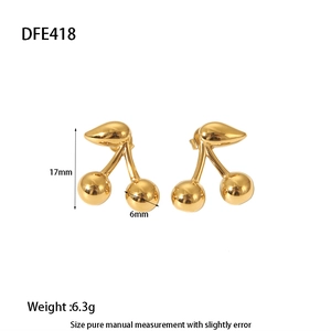 Detailed size specifications of gold cherry earrings with dimensions 17mm and 6mm