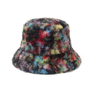 Cappello a secchiello in peluche colorato tie-dye invernale con spessa pelliccia sintetica