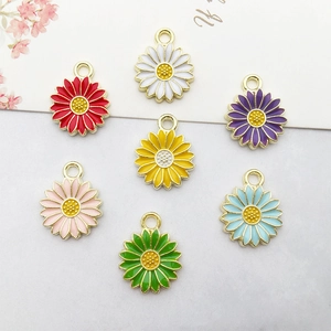Colorful alloy daisy pendants with gold trim for DIY jewelry and crafts in seven vibrant colors