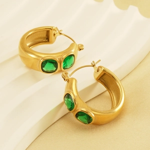 18K gold plated stainless steel C-shape hoop earrings with emerald green gemstones