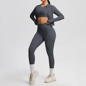Dreiteiliges Yoga-Set mit Jacke, Sport-BH und High-Waist-Leggings mit praktischen Taschen