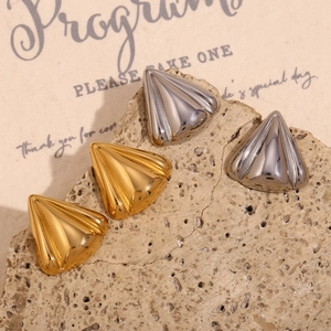 Polished 18K gold and silver plated stainless steel triangular petal stud earrings