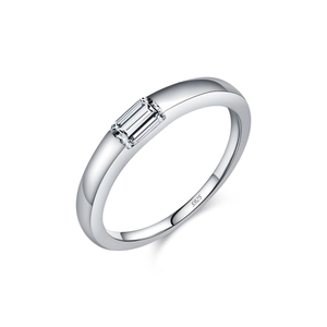 S925 sterling silver emerald cut rectangular zircon ring with polished finish