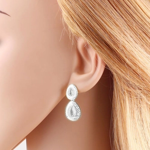 Pendientes vintage de doble gota bañados en plata con pavé de circonitas para mujer