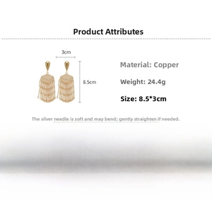 Detailed dimensions and weight specifications for gold fan-shaped tassel earrings