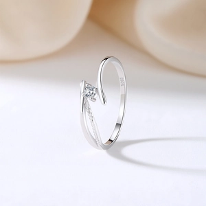 Minimalist S925 sterling silver open ring featuring a sparkling round zircon stone