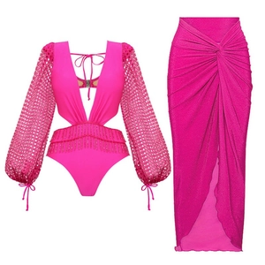 Maillot de bain rose néon à col en V découpé avec jupe portefeuille à taille haute
