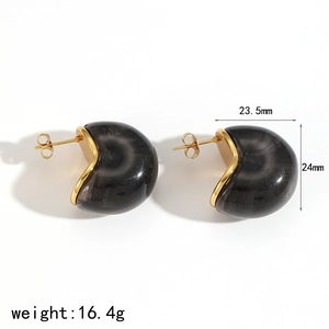 Boucles d'oreilles créoles C plaquées or 18 carats avec détails en résine translucide