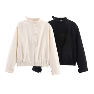 Relaxed casual jackets in black and off-white with buttoned stand collar and elastic hem