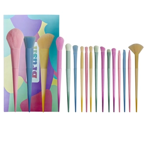 15-piece pastel macaron makeup brush set with gradient bristles and gift box