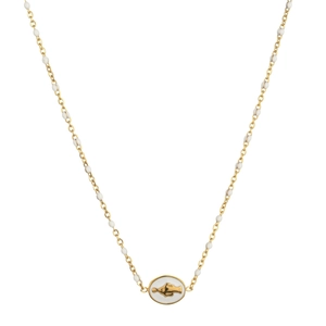 Collier fin en acier inoxydable doré avec perles émail blanc et pendentif ovale Marie