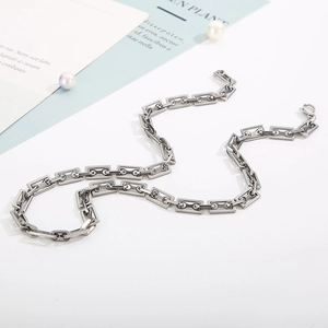 Close-up of rectangular linked chain necklace made of durable 304 stainless steel