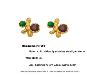 Spécifications des boucles d'oreilles vintage dorées avec texture irrégulière et gemmes