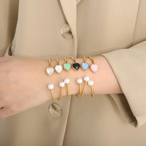 Stainless Steel Open Bangle Heart Stone Shell Artificial Pearl Adjustable Bracelet Minimalist Fashion Jewelry For Women
