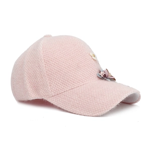 Casquette de baseball en tricot rose avec fleurs 3D et texture peluche chaude