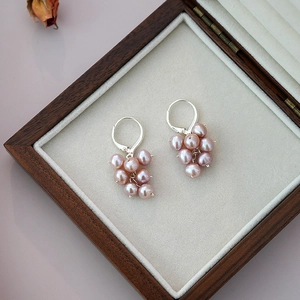 Natural Freshwater Pearl Grape Cluster Earrings Vintage French Style Elegant Silver Hoop Jewelry For Women