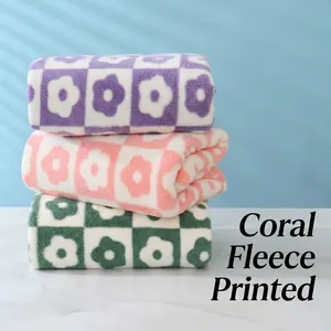 Soft Coral Fleece Towels Checkerboard Plaid Flower Pattern High Density Absorbent For Home Bathroom Shower Retro Cute