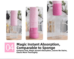 Detail showing pink coconut fiber cleaning cloth high water absorption in 1000ml beaker