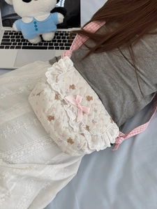 Sac bandoulière matelassé avec imprimé ours, dentelle et nœud rose style mignon