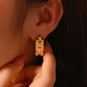 Geometric C Shape Hoop Earrings 18K Gold Plated Stainless Steel Watchband Texture Wavy Design Fashion Jewelry For Women