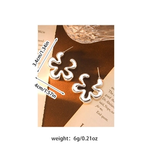 Detailed view of silver irregular flower acrylic earrings with size and weight dimensions