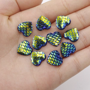 Iridescent heart-shaped resin fish scale charms for DIY jewelry making accessories