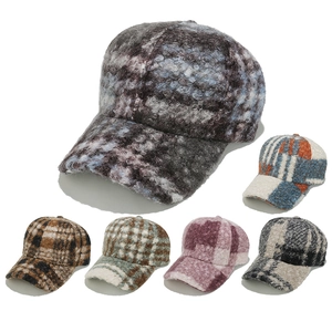 Retro Plaid Bouclé Baseball Cap Autumn Winter Warm Polyester Adjustable Sun Hat For Men Women
