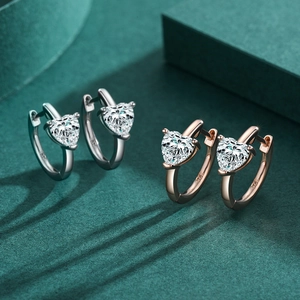 Elegante S925 Sterling Silber Herz-Zirkonia Creolen in Silber und Roségold für Damen