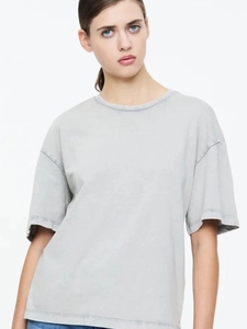 T-shirt vintage in cotone grigio lavato dal taglio comodo per uomo e donna