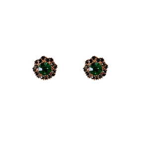 Orecchini vintage in oro con pietra centrale verde smeraldo e cristalli neri decorativi