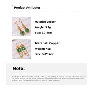 Détail des boucles d'oreilles pipa de style jade avec dorure et mesures précises