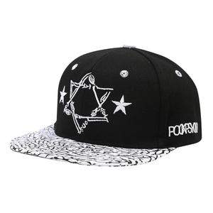 Retro hip-hop snapback cap with star embroidery and white crackle pattern brim