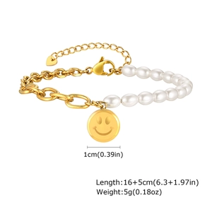 Detailed size specifications for pearl and gold smiley face chain bracelet
