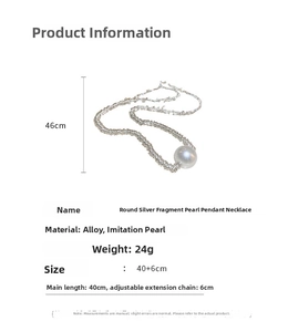 Detail of silver pearl necklace with 24g weight and 40+6cm adjustable chain length
