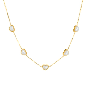 Collier en acier inoxydable doré avec cinq breloques cœurs et incrustations de nacre