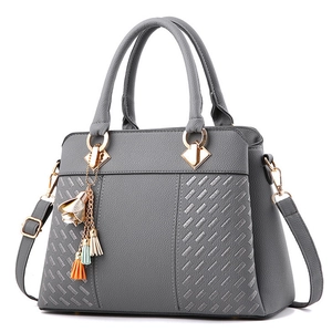 Women Handbag Large Capacity PU Leather Litchi Pattern Braided Design Shoulder Bag Flower Tassel Charm Gold Hardware