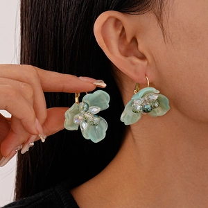 Sweet light green resin flower earrings with crystal center and golden hooks